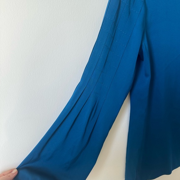 Elie Tahari Silk Long Sleeve Blouse Balloon Sleeve Blue Size Small - Picture 4 of 6